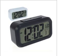 电子LCD钟表的耐用性分析